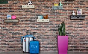 Moxy Frankfurt Airport Kelsterbach